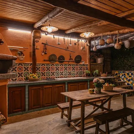 Βίλα Caruso With Private Pool *