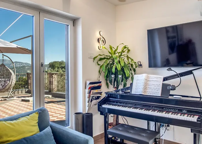 Βίλα Caruso With Private Pool